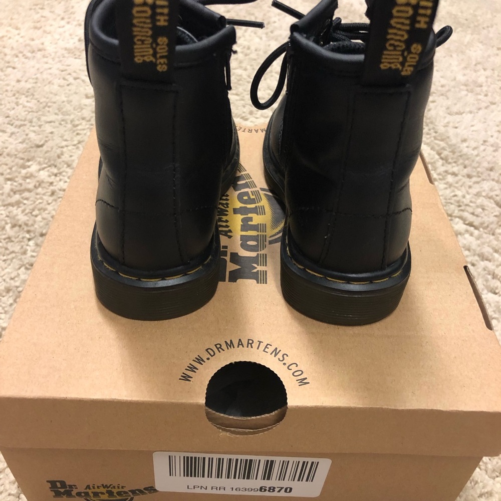 Dr Martens size 7 EUC